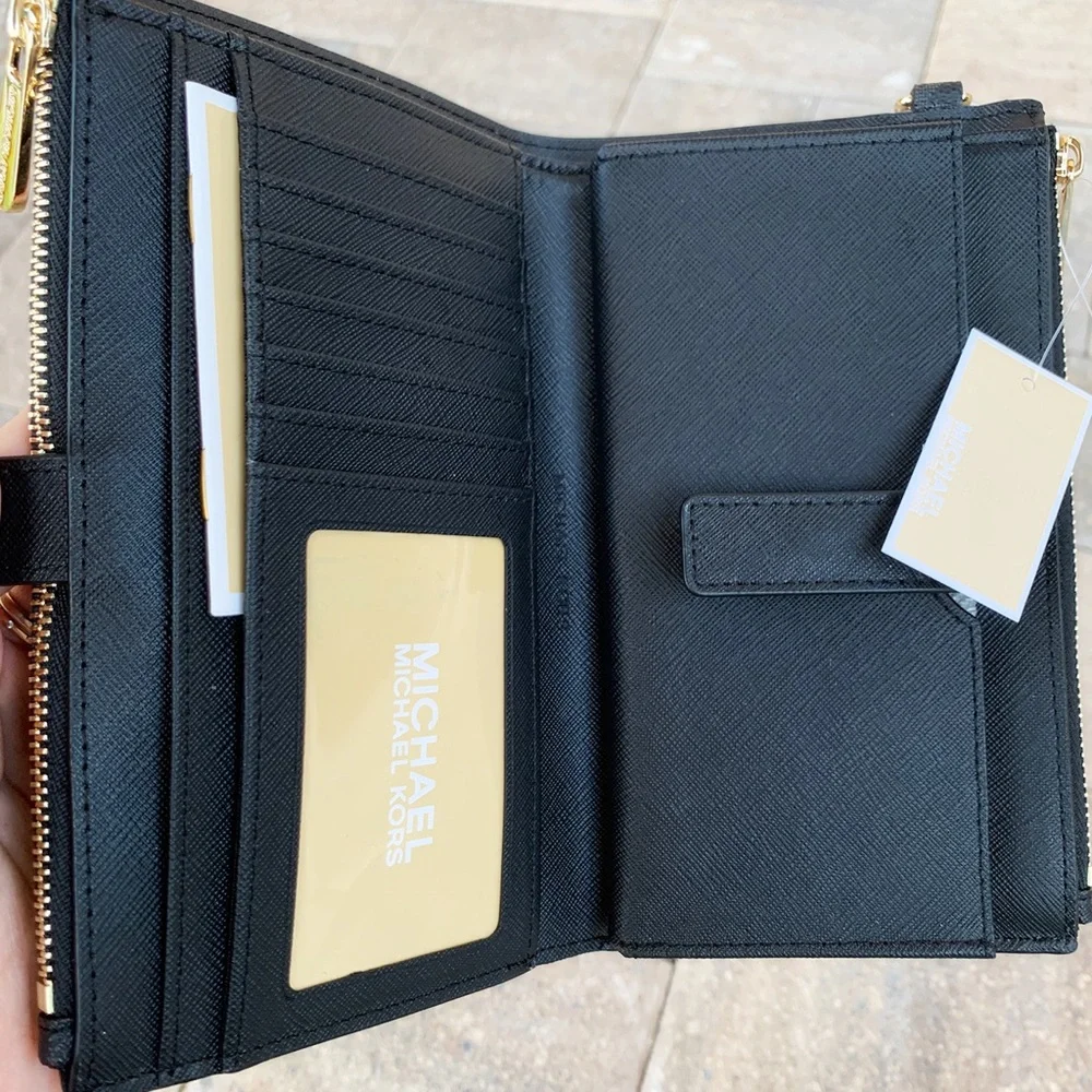 Michael Kors Jet Set Travel Double Zip Phone Wallet MK Black